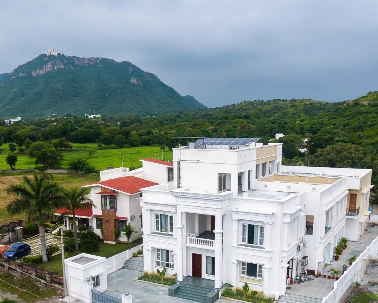 Chez Lavania - A Boutique Homestay Udaipur Exterior photo